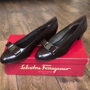 NIB Salvatore Ferragamo croc pumps 8.5B
